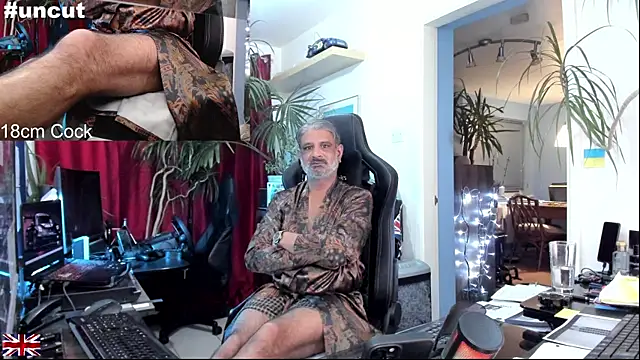 OnlineBossUK live sex cam