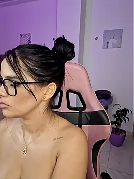 heyshaa live sex cam
