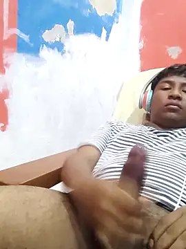 Tu_papi_69_ live sex cam