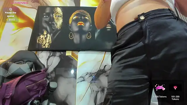 LizzRouse live sex cam