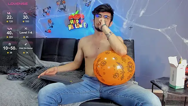 AaronFuentes7 live sex cam