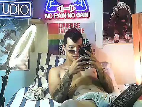 Strongcockfitness live sex cam
