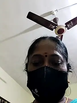laxmipriya143 live sex cam