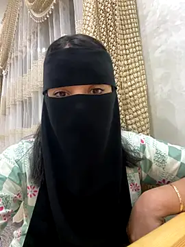 Rasha-arabic live sex cam