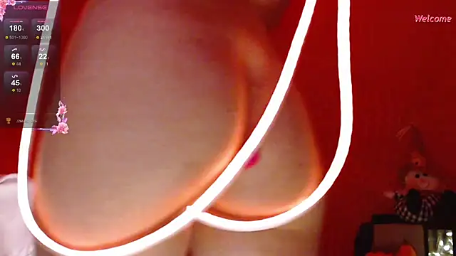 Leonora_luxry live sex cam