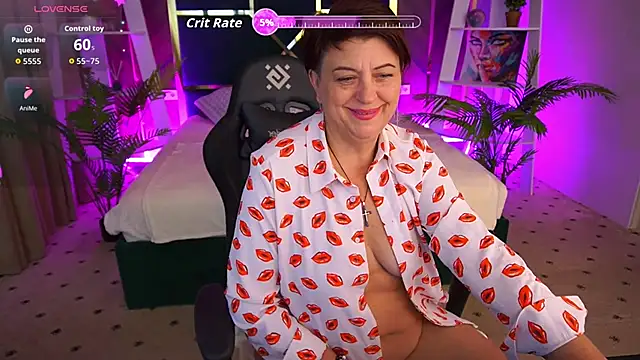 MilaSkyy live sex cam