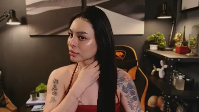 callmeLUNA live sex cam