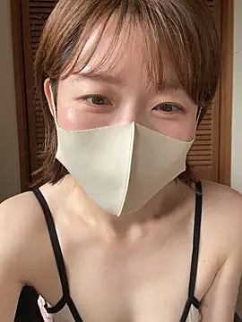 momo_yuipu live sex cam