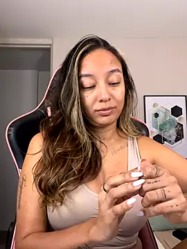 DianaHopson live sex cam