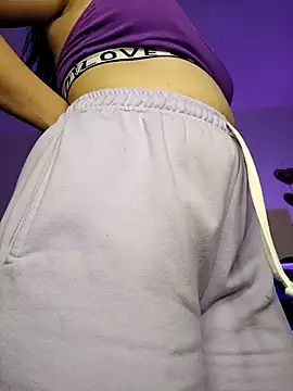 Sofia-Cam live sex cam
