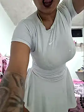 gatadeojosclaros live sex cam