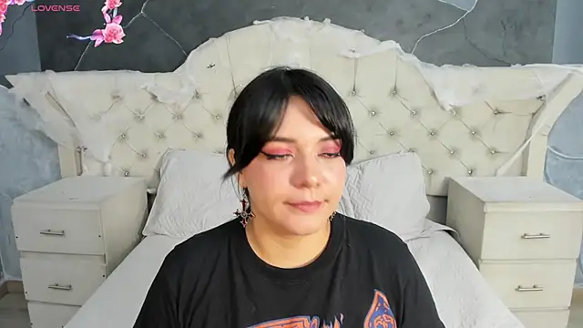 AmberGreyy_ live sex cam