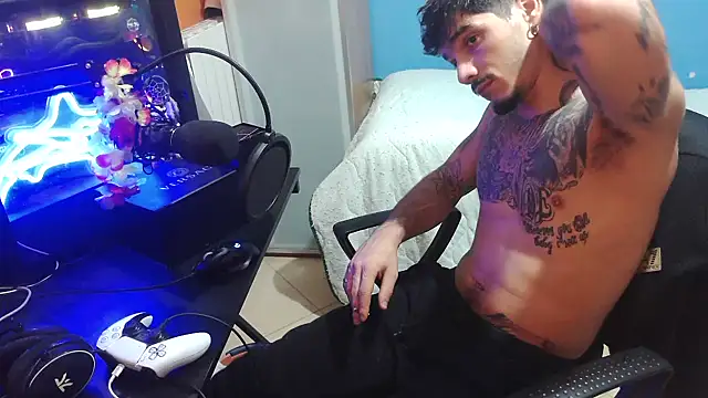 Badboyi1997 live sex cam