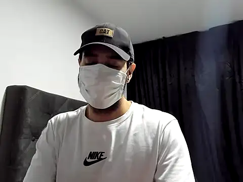 coolfriki live sex cam