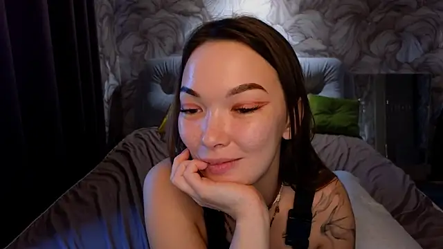 SusannJohnson live sex cam