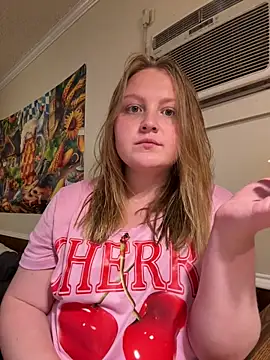 PhatAssBlond live sex cam
