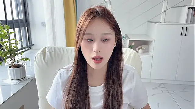 Cassie-20 live sex cam