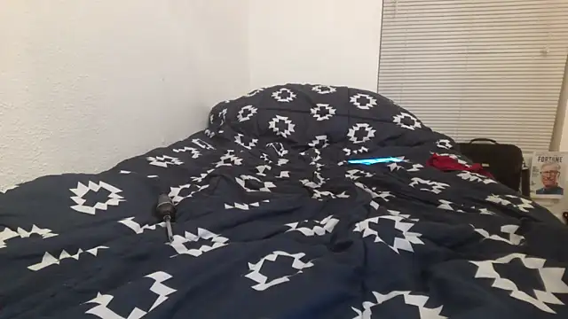 Peachestabby147 live sex cam