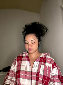 Lucy_wilson5 live sex cam