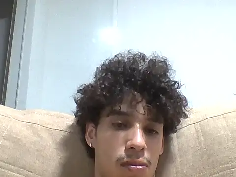Ninfeto-B live sex cam