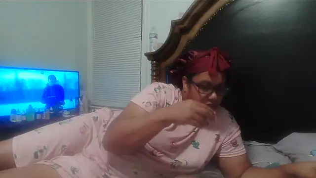 ebonyred live sex cam