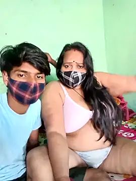 LoveOnStream live sex cam