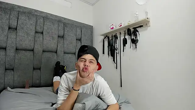 Felipe_Cold live sex cam