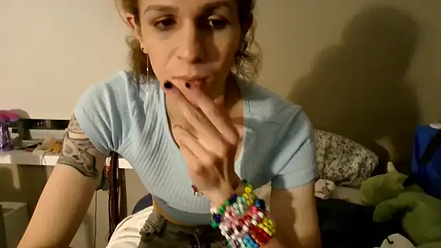 cuddlyavenue live sex cam