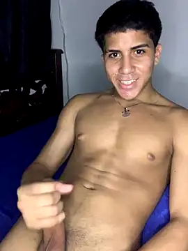 tylerwarron live sex cam