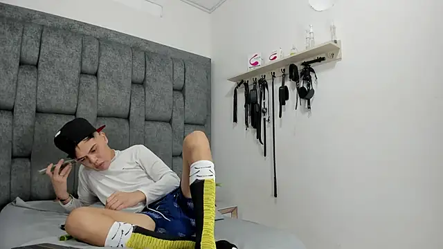 Felipe_Cold live sex cam