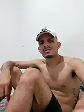 LATINMONSTER26CM live sex cam