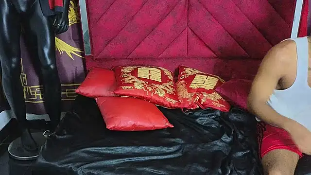 Brunette_couple0 live sex cam