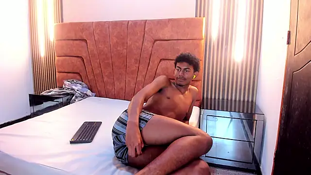 FYKMOR_1 live sex cam