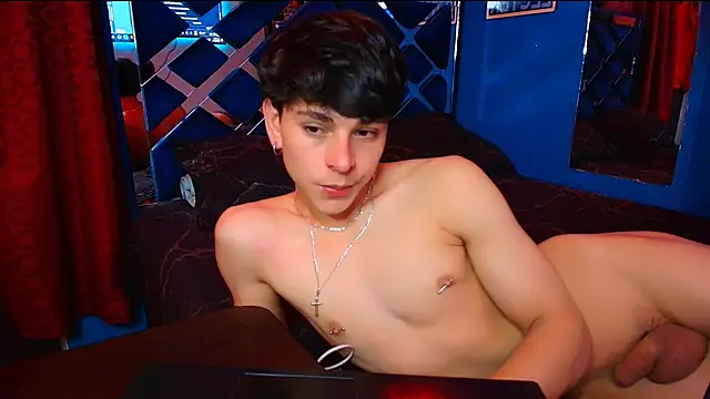 Luke_Howland live sex cam