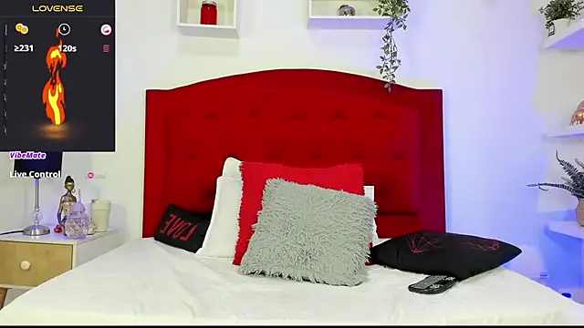 Rouss_Meyers live sex cam