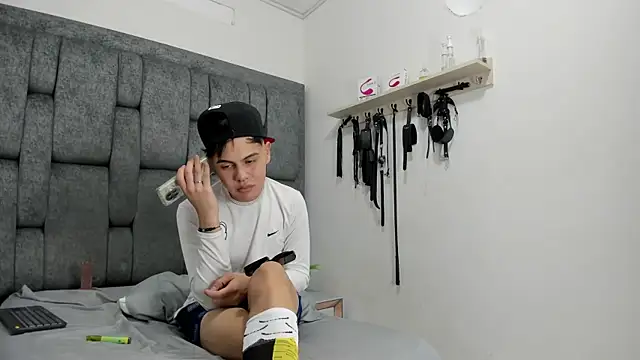 Felipe_Cold live sex cam