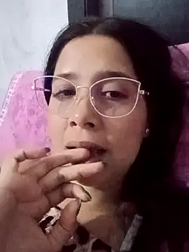 elyne_hot live sex cam