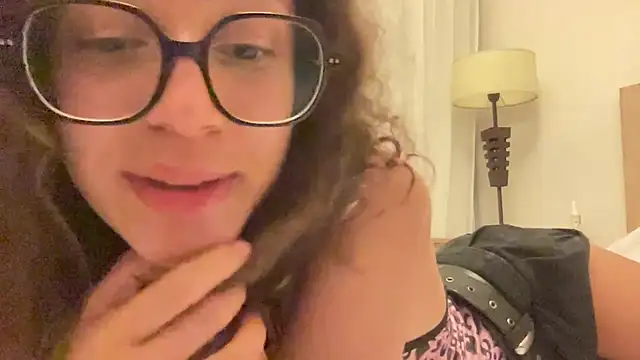 absoluthorrorfield live sex cam