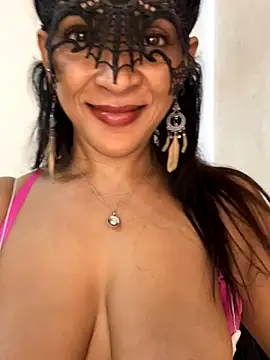 naughtyjaanu live sex cam