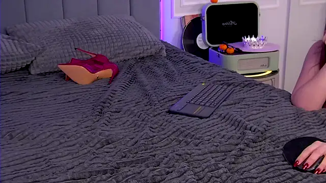 ChloeMarsch live sex cam