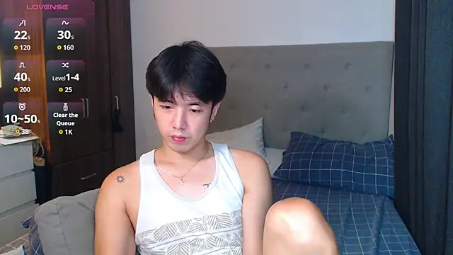 Addictiveboi live sex cam