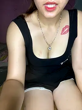Nhim_xynk live sex cam