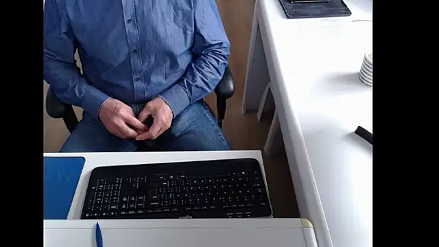 dutchpornking live sex cam