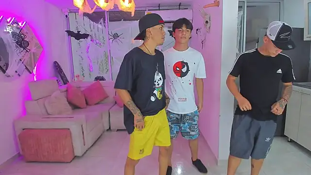 Houseofwarrios live sex cam