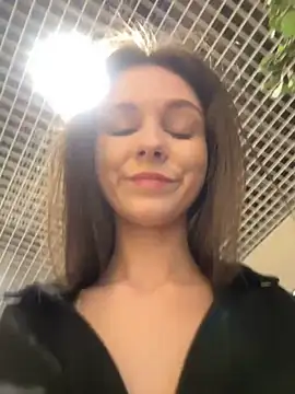 MilaBee live sex cam