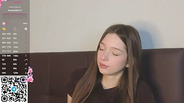 RemiFlover live sex cam