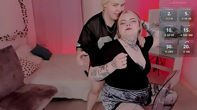 roxie_luna live sex cam
