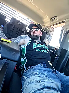 Beardedtattood live sex cam