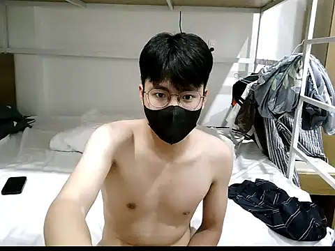 Gwencloudy live sex cam