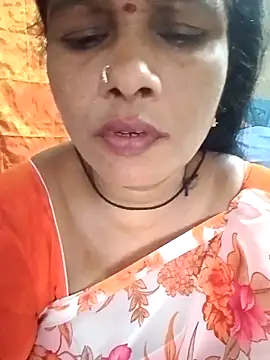 hotsangeetha live sex cam